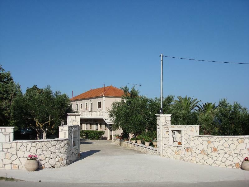 Vasilikí Villa Kapnisi מראה חיצוני תמונה